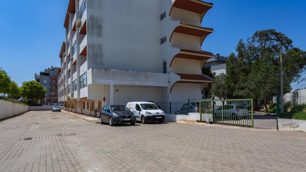 Comfort 1Bdr Apartment W/Pool By Lovelystay Portimão Εξωτερικό φωτογραφία